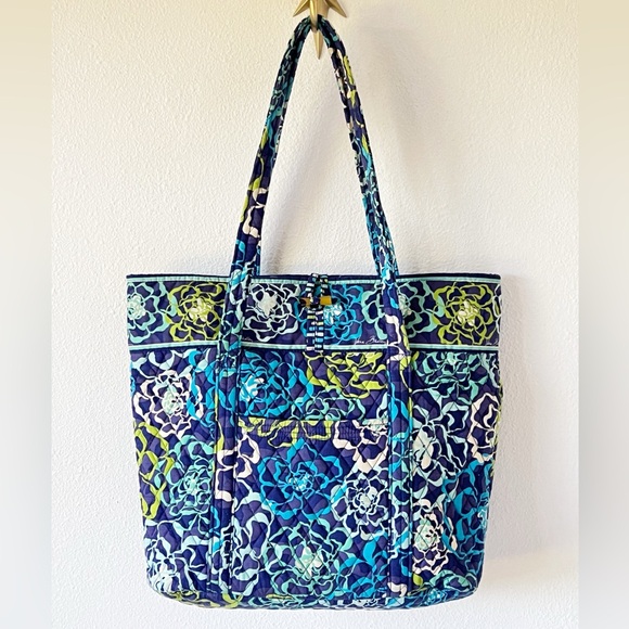 Vera Bradley Katalina Blues Large Floral Quilted Tote NWT - Picture 3 of 16